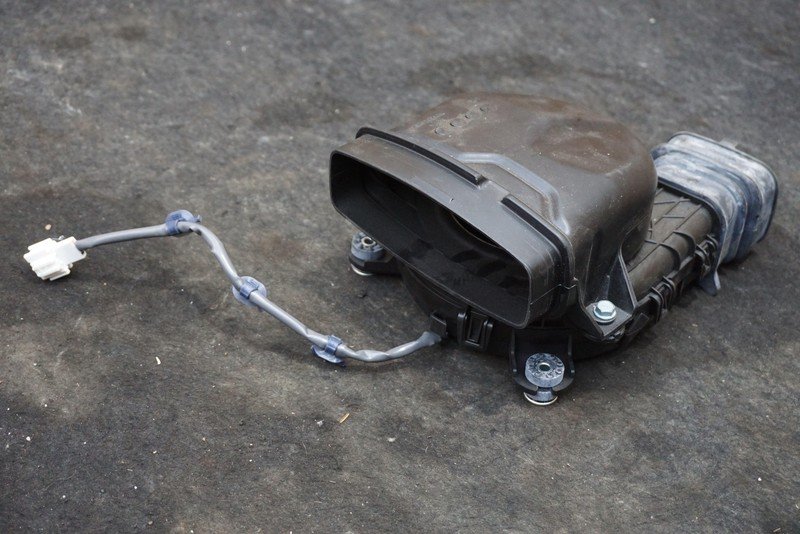 Battery Cooling Fan Motor Assembly OEM 1J810-58G-A01 Acura NSX 2017-20