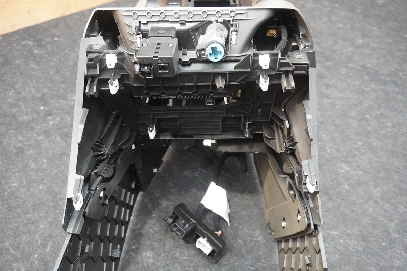 Center Console Armrest Switch Vent Assembly Alfa Romeo Tonale 2022-2024 *Note*