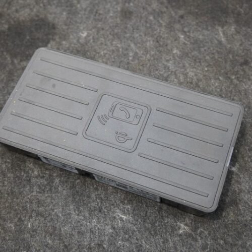 Center Console Wireless Phone Charging Antenna Module 4N0035502B Audi RSQ8 2021