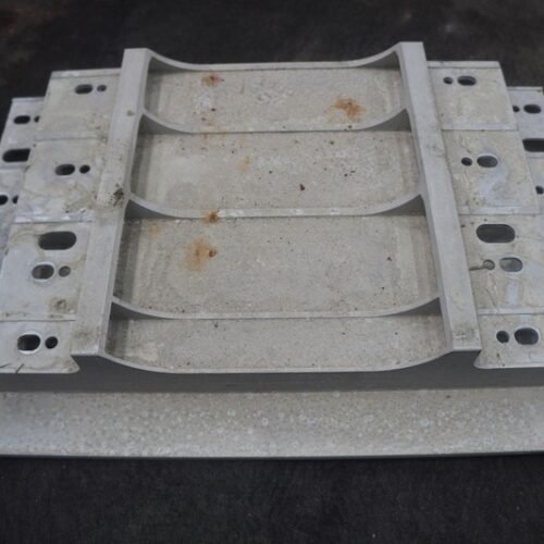 Center Tunnel Underbody Brace Plate Guard HY53-110023-AC Aston Martin DB11 2017
