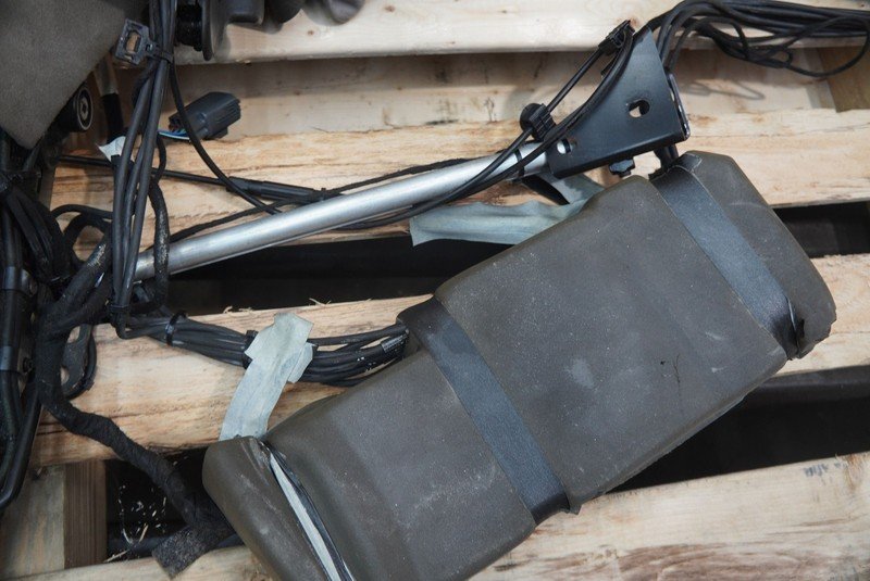 Convertible Roof Soft Top Hinge Motor Pump Aston Martin V8 Vantage Roadster 2008