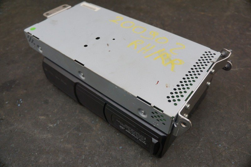 DVD Changer RSE Video Interface Module AH42-19A164-AD Aston Martin Rapide 2010
