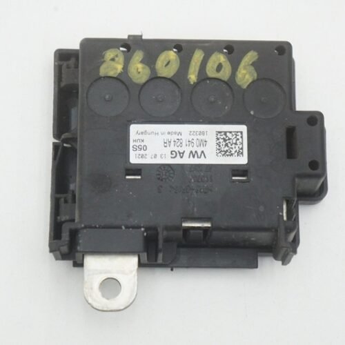 Engine Bay Fuse Relay Junction Control Box OEM 4M0941824AR Audi Rsq8 2022