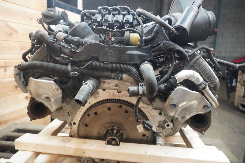 Engine Motor Audi Q7 3.0L V6 CREC 06E100036K Complete with Supercharger 2017-19