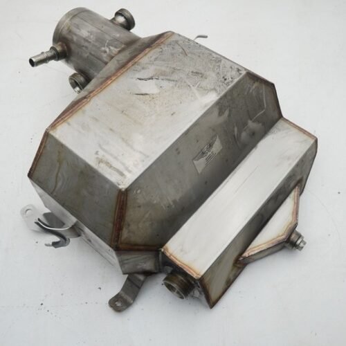 Engine Oil Reservoir Tank Sump 6G33-6C702-AC Aston Martin V8 Vantage 06-16 *Note