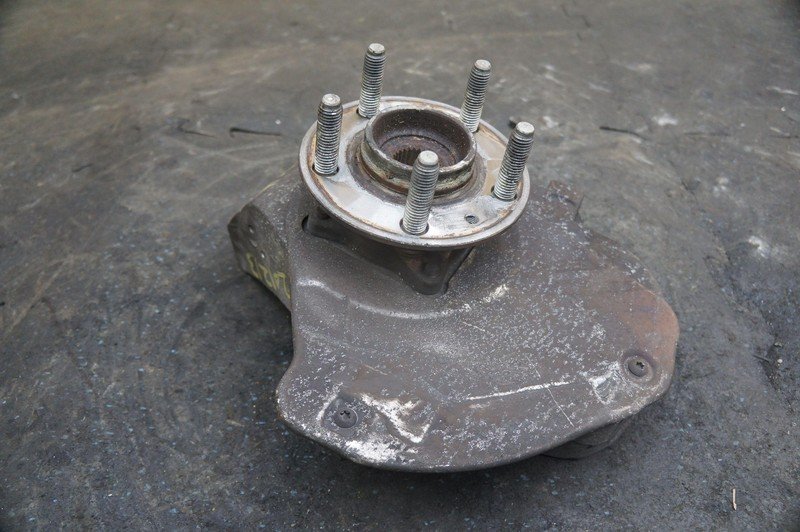 Front Left Driver Spindle Knuckle Hub 7g43-3k185-ab Oemaston Martin Db9 04-12