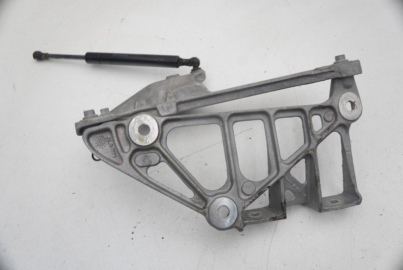Front Left Hood Hinge Bracket Strut 6G33-16799-AD Aston Martin V8 Vantage 2008