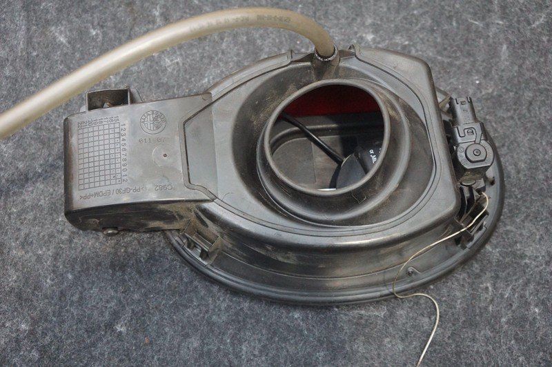 Fuel Tank Door Cover Housing Red Alfa Romeo Giulia Quadrifoglio 2017-2023