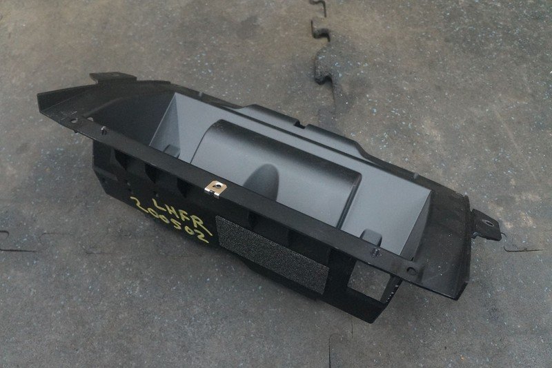 Glove Box Dash Compartment Frame Carrier 6g33-56241-ae Aston Martin Rapide 14