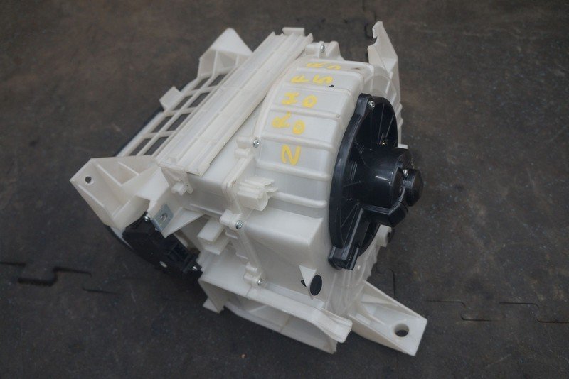 HVAC Blower Motor Fan Box 4G43-19925-AB OEM Aston Martin Rapide 2014 *Note*