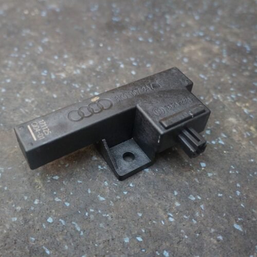 Keyless Entry Sensor OEM 8K0907247 Audi R8 2018