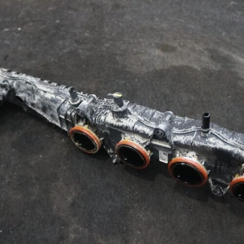 Left Engine Air Intake Manifold V8 1770900337 OEM Aston Martin DB11 2020