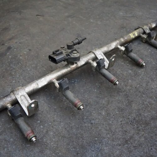 Left Fuel Injection Rail Injector 4G4E-9S441-DA 5R13-9F593-AB Db9 04-12 *Note*