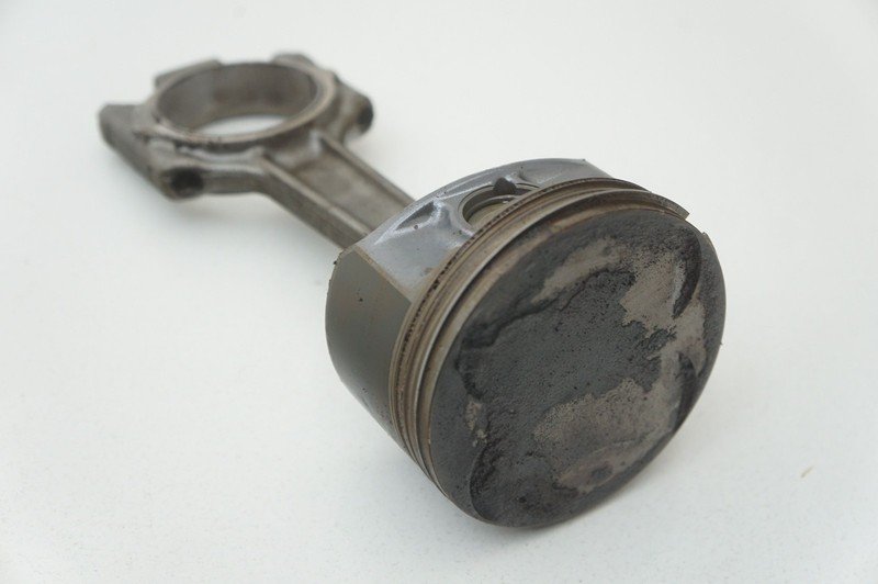 Piston Connecting Rod 4.3l V8 OEM 9G336110AA Aston Martin V8 Vantage 2007