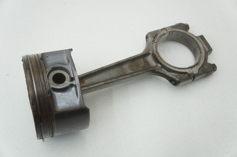 Piston Connecting Rod 4.3l V8 OEM 9G336110AA Aston Martin V8 Vantage 2007