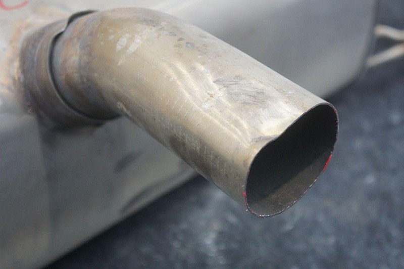 Rear Exhaust Muffler Silencer Tail Pipe 68377702AA Alfa Romeo Stelvio 949 18-25