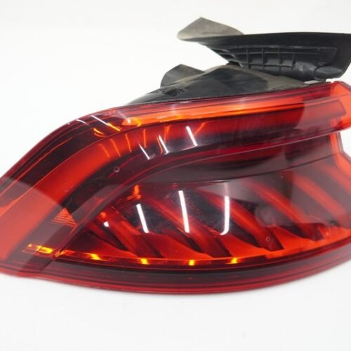 Rear Left Driver LED Tail Light Lamp OEM 4M8945069C Audi RSQ8 2020-25