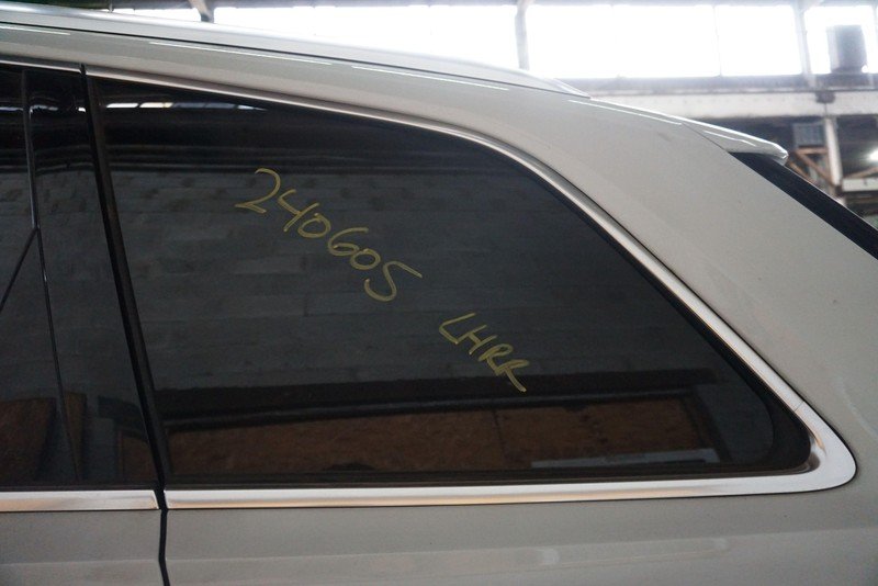 Rear Left Driver Side Quarter Panel Window Glass 4M0845297CNVB Audi Q7 4M 17-19