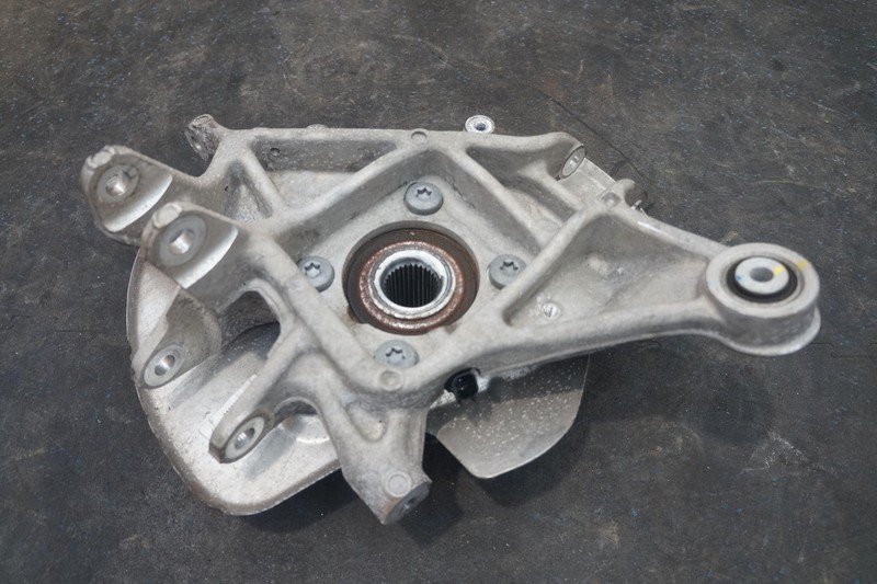 Rear Left Spindle Knuckle Hub Wheel Bearing OEM Aston Martin Vantage AM6 2019
