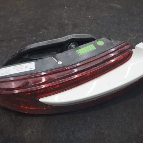 Rear Left Tail Light Lamp Assembly Red Lens HY53-13405-BE Aston Martin DB11 20