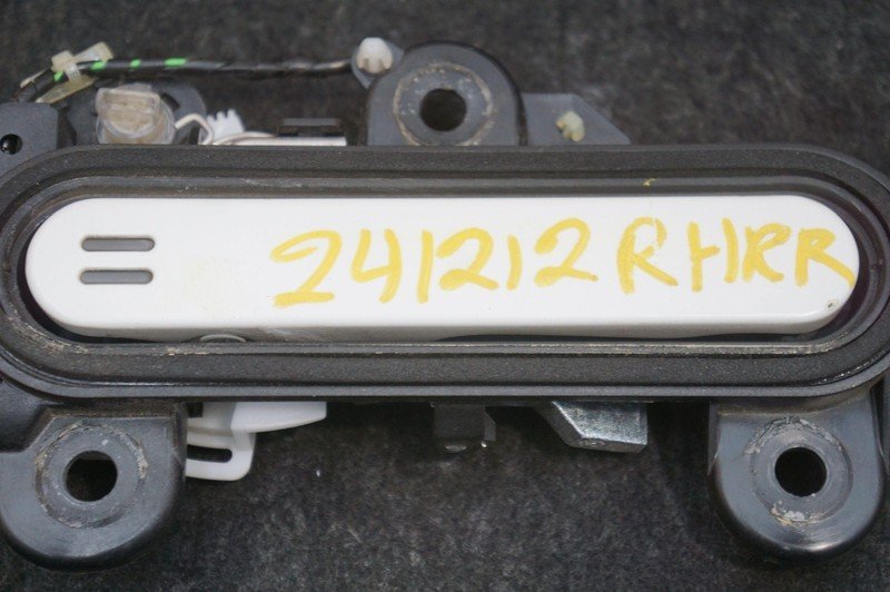 Rear Right Door Outside Handle White HY53-226A29-A Aston Martin Dbx 707 2020-24