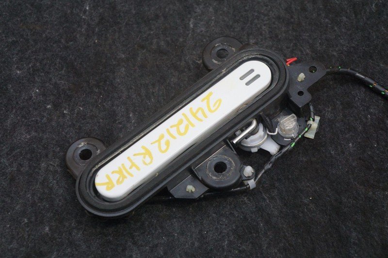Rear Right Door Outside Handle White HY53-226A29-A Aston Martin Dbx 707 2020-24