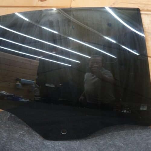 Rear Right Door Window Glass OEM Alfa Romeo Stelvio 2018