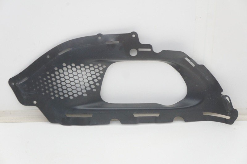 Rear Right Passenger Exhaust Grille Mesh KY63-01948-AB Aston Martin Vantage 2020