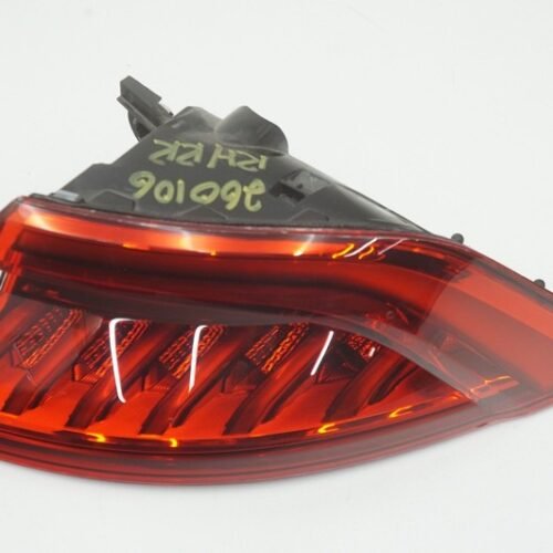 Rear Right Passenger Side LED Tail Light Lamp OEM 4M8945070C Audi Rsq8 2020-2025