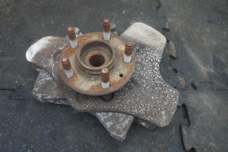 Rear Suspension Left Spindle Knuckle Bearing 8D33-5A971-AB Aston Martin DB9 2007