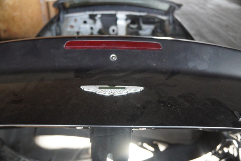 Rear Trunk Deck Lid Convertible 6G33-L40110-AJ Aston Martin V8 Vantage Roadster