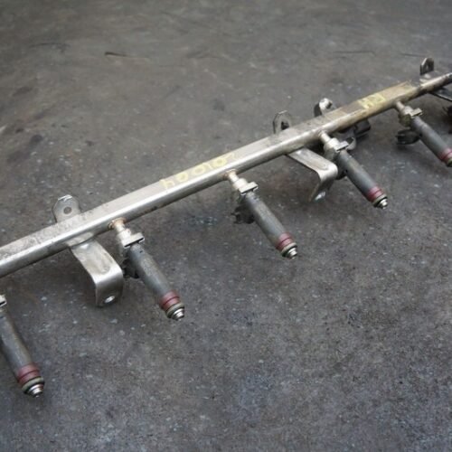 Right Fuel Rail Injector Set 4G4E-9S441-DA OEM Db9 2004-12 *Note*