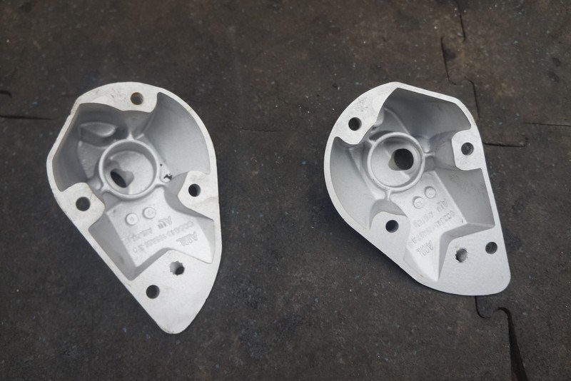 Set 2 Front Left Right Cross Bracket GODG43-108A87-AD Aston Martin Rapide S 2014