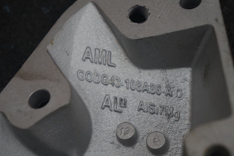 Set 2 Front Left Right Cross Bracket GODG43-108A87-AD Aston Martin Rapide S 2014