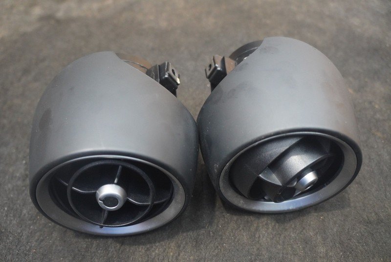 Set 2 Outer Dash Panel Air Vent Outlet 1561101770 OEM Alfa Romeo Giulia 2019