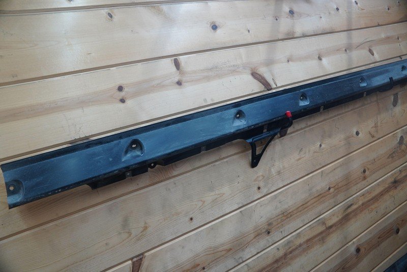 Set 2 Underbody Trim Floor Pan Splash Shield Panel 4M8825211 Audi RSQ8 2021