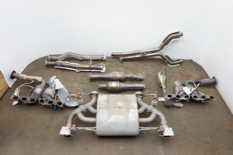 Set Exhaust Muffler Pipe Assembly CD33-5230-BF OEM Aston Martin Vanquish 2012-18