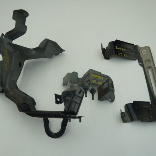Set Front Headlight Fender Mount Support Assembly 4M8821132A Audi RSQ8 2019-23