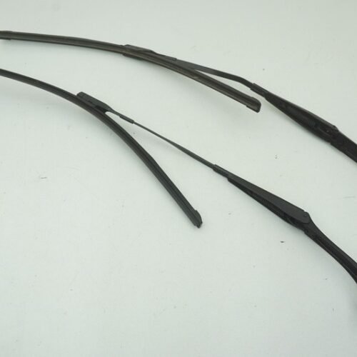 Set Front Left Right Wiper Arm Blade KY63-17527-AA OEM Aston Martin Vantage 2020