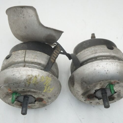 Set Left Right Rear Hydromount Mount 6G33-6A003-AD Aston Martin V8 Vantage 2008