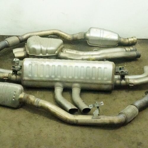 Set Rear Center Left Right Exhaust Muffler Silencer 4M8253078BK Audi RSQ8 19-23