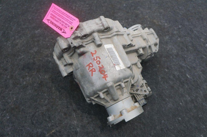 Transfer Case AWD Gearbox OEM 68376377AA Alfa Romeo Stelvio Sprint 949 2018-24